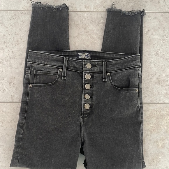 Abercrombie & Fitch Denim - Abercrombie & Fitch high rise super skinny ankle stretchy button fly size 27/4S
